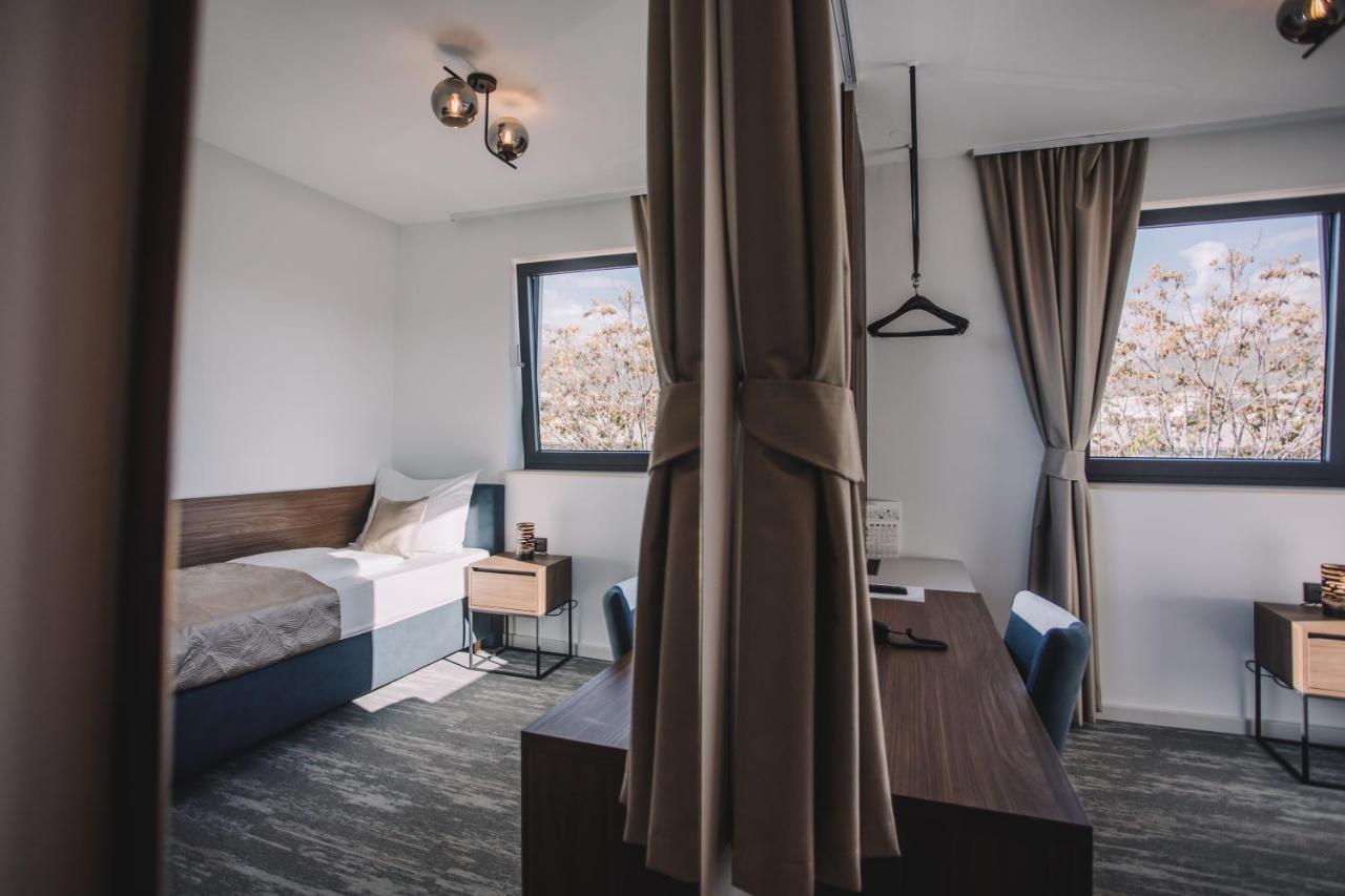 Hotel Batuda Сплит Экстерьер фото