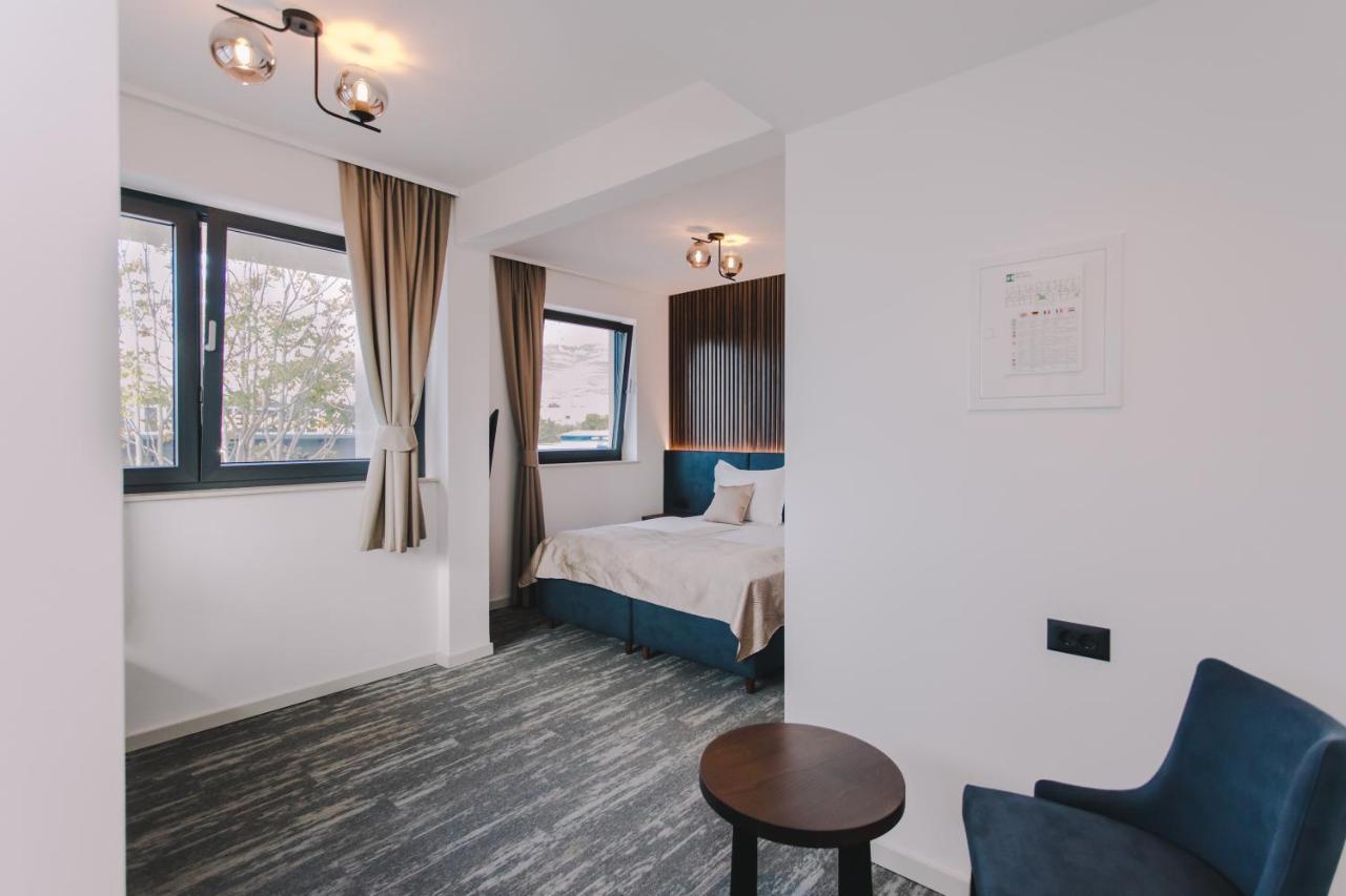 Hotel Batuda Сплит Экстерьер фото