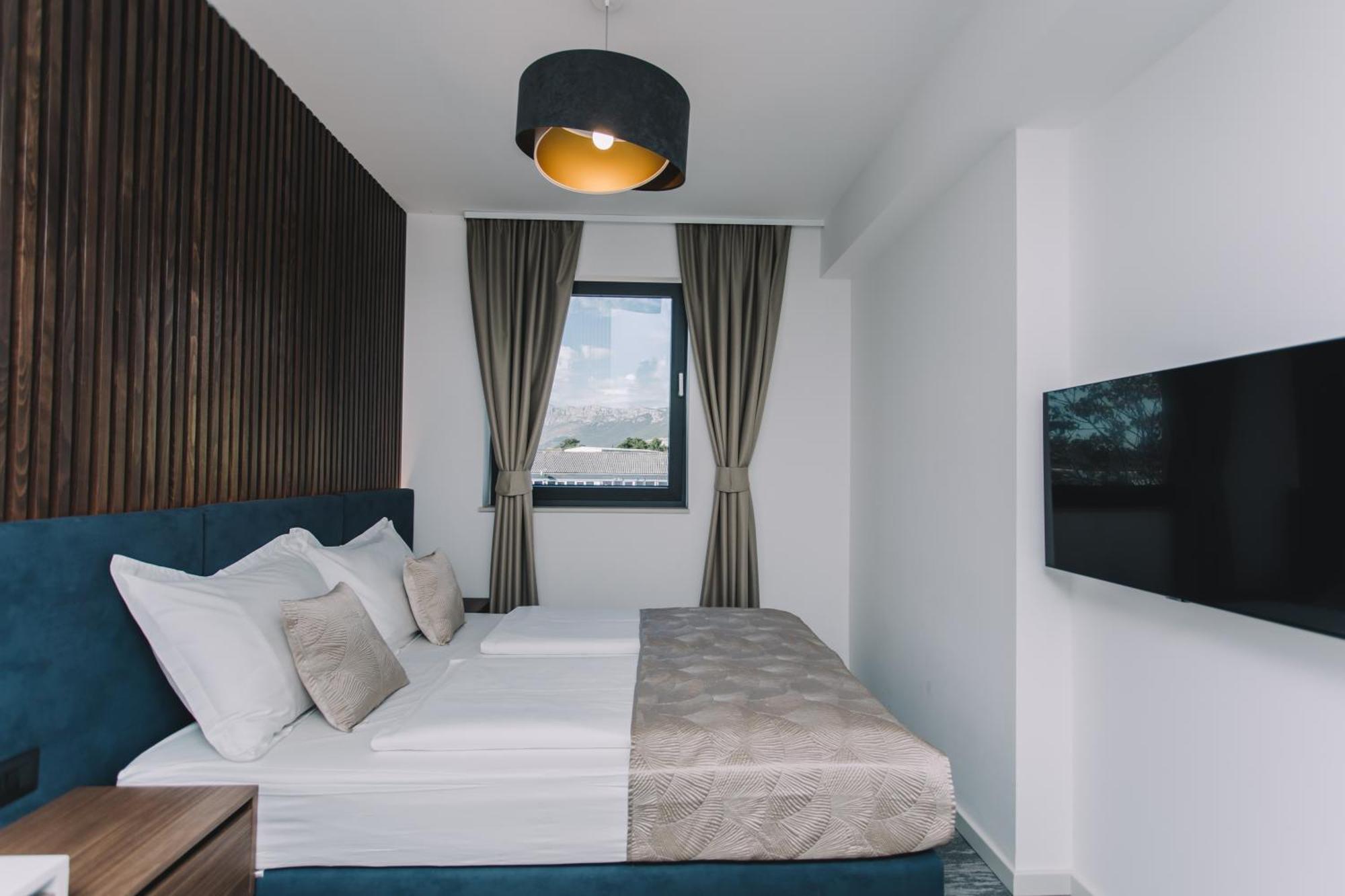 Hotel Batuda Сплит Экстерьер фото
