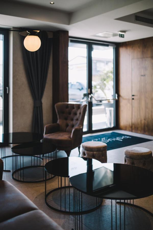 Hotel Batuda Сплит Экстерьер фото