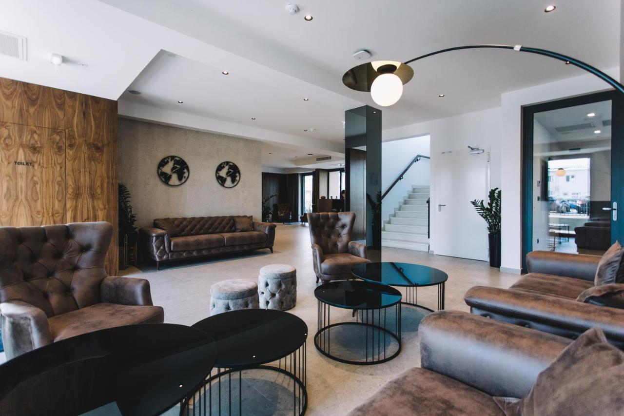 Hotel Batuda Сплит Экстерьер фото